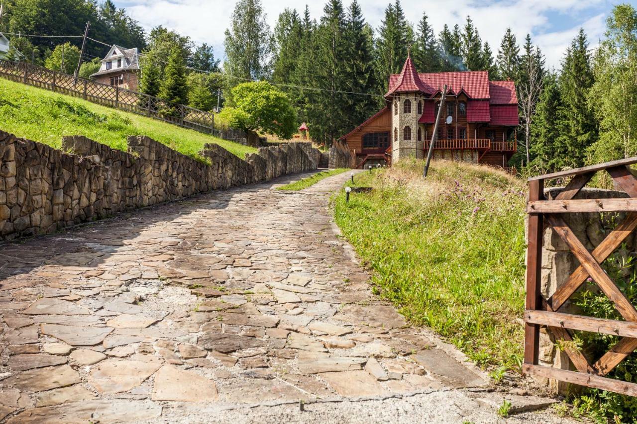 Альпина Hotel Yaremche Exterior photo