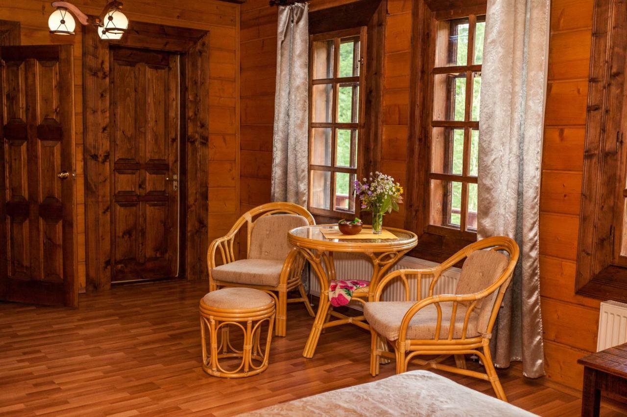 Альпина Hotel Yaremche Exterior photo