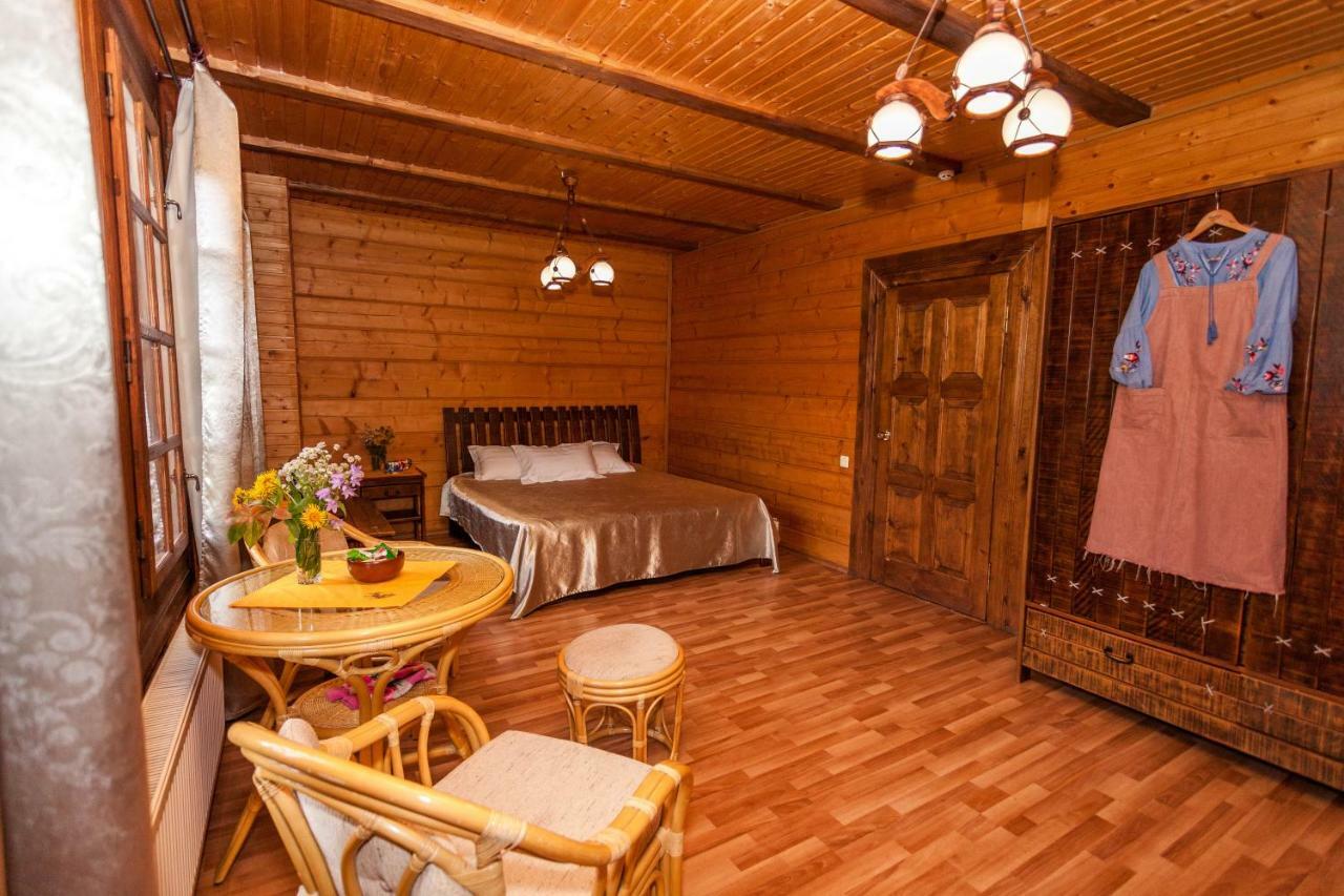 Альпина Hotel Yaremche Exterior photo